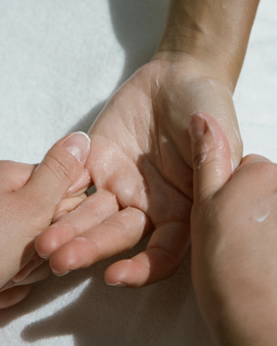 244 Hand Cream (Crema per le mani Sambuco) - L:A Bruket - Crema mani - VG Charme