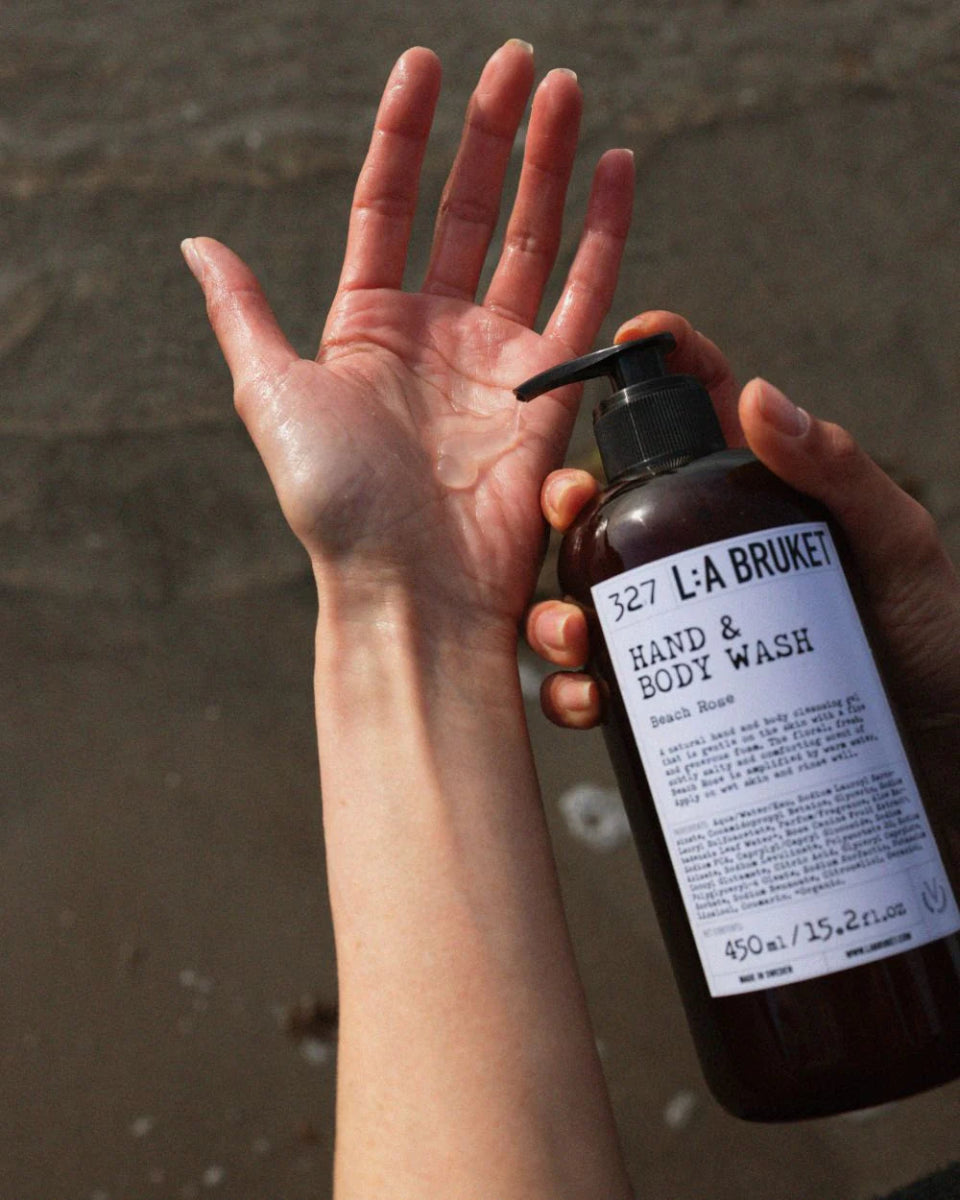 327 Sapone Mani e Corpo Beach Rose (Rosa da Spiaggia) - L:A Bruket - Sapone - VG Charme