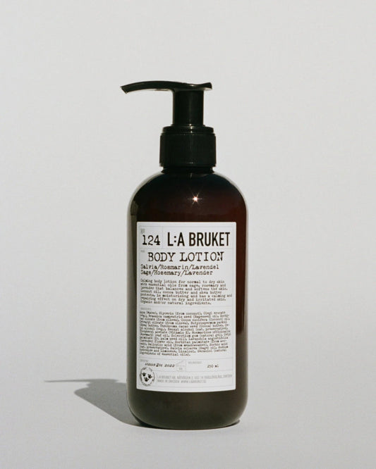 124 Body Lotion (Lozione Corpo con Salvia / Rosmarino / Lavanda) - L:A Bruket - Lozione idratante - VG Charme