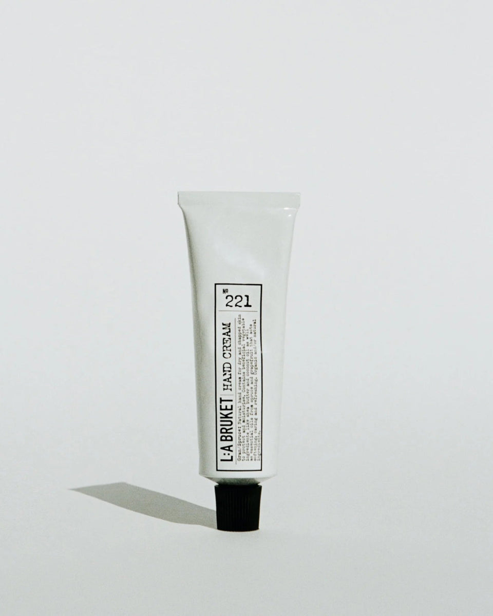 221 Hand Cream (Crema per le mani Abete rosso) - L:A Bruket - Crema mani - VG Charme