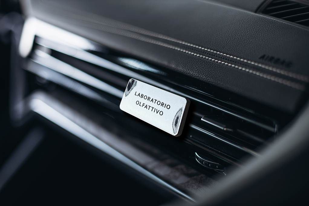 Ambrami Profumatore Auto - Laboratorio Olfattivo - Profumo - VG Charme